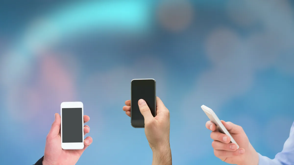 Новый телефон, тот же беспорядок: как смена iPhone удваивает количество повторяющихся контактов