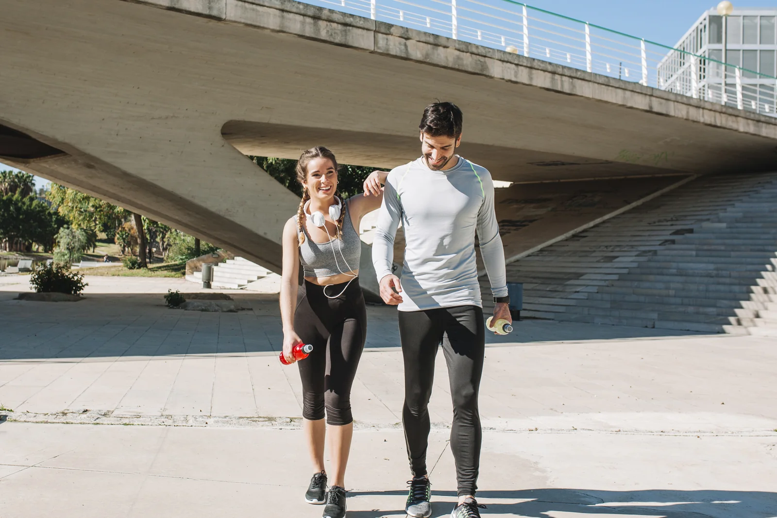 7 приложений Walking Challenge, в которых можно соревноваться с друзьями в 2026 году (рейтинг групповых шагомеров)